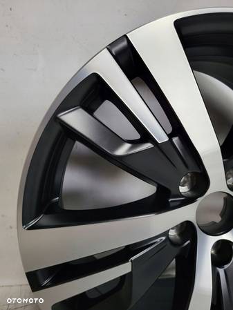 Felga aluminiowa Peugeot 5008 7.5" x 18" 5x108 ET 49 - 4