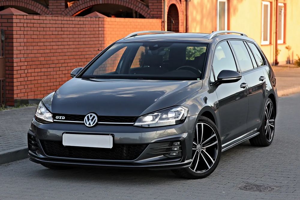 Volkswagen Golf VII GTD 2.0 TDI SCR DSG 2018