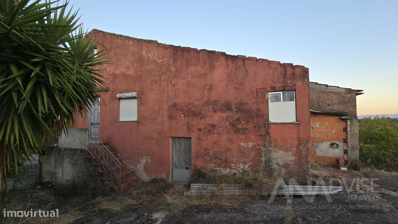 Moradia para Restaurar T3 Venda em Ranhados,Viseu - Grande imagem: 4/31