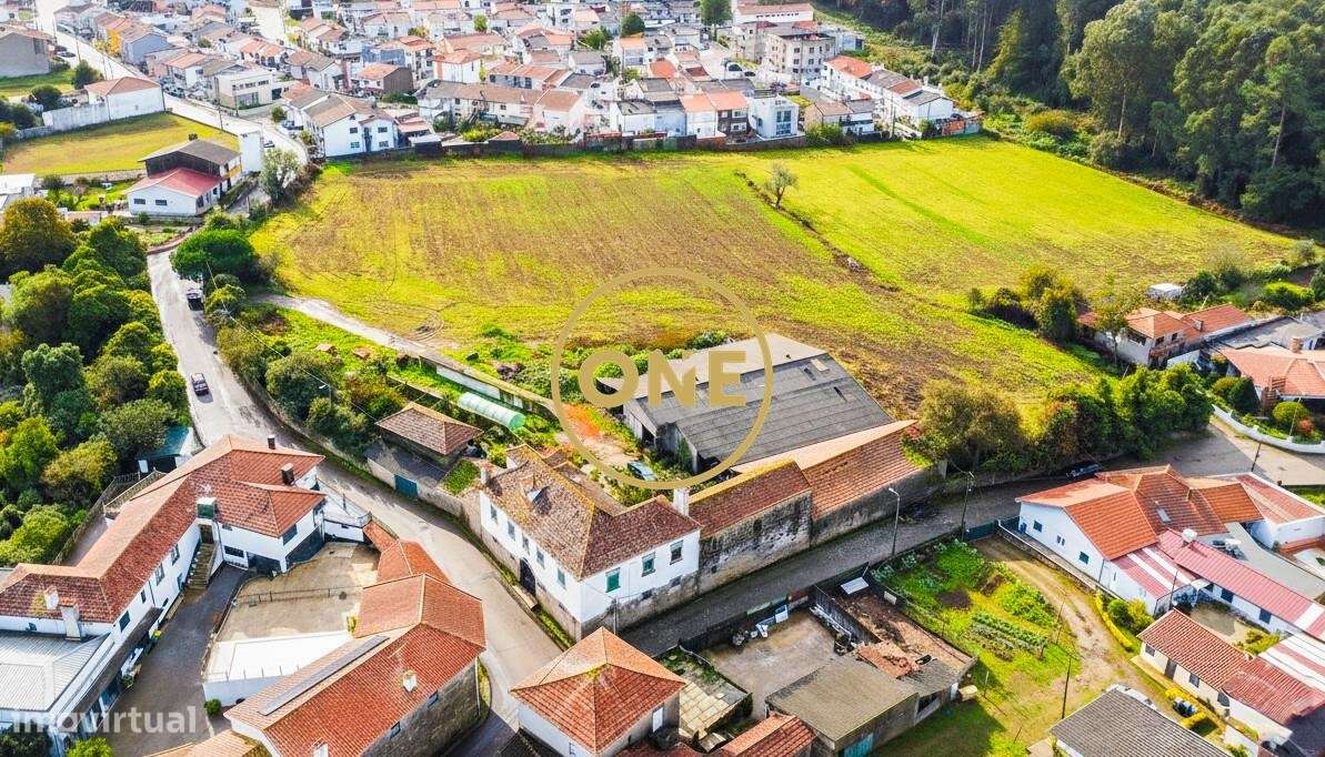Quinta com 1.9 Hectares no Castêlo da Maia-10