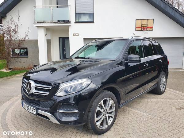 Mercedes-Benz GLE 350 d 4-Matic - 4