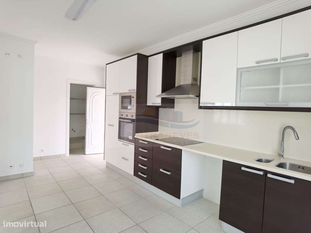 Moradia T3 na Ericeira com vista Mar-6