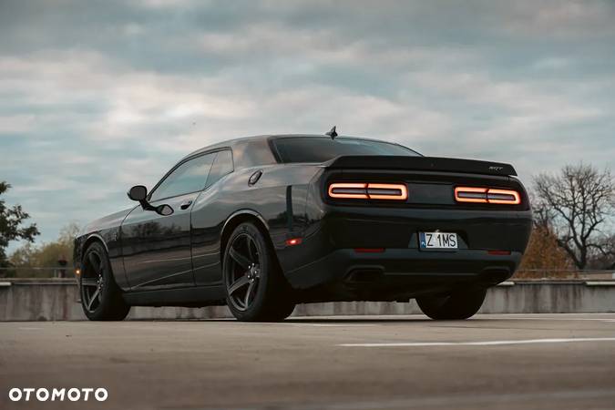 Dodge Challenger 6.2 Hellcat - 23