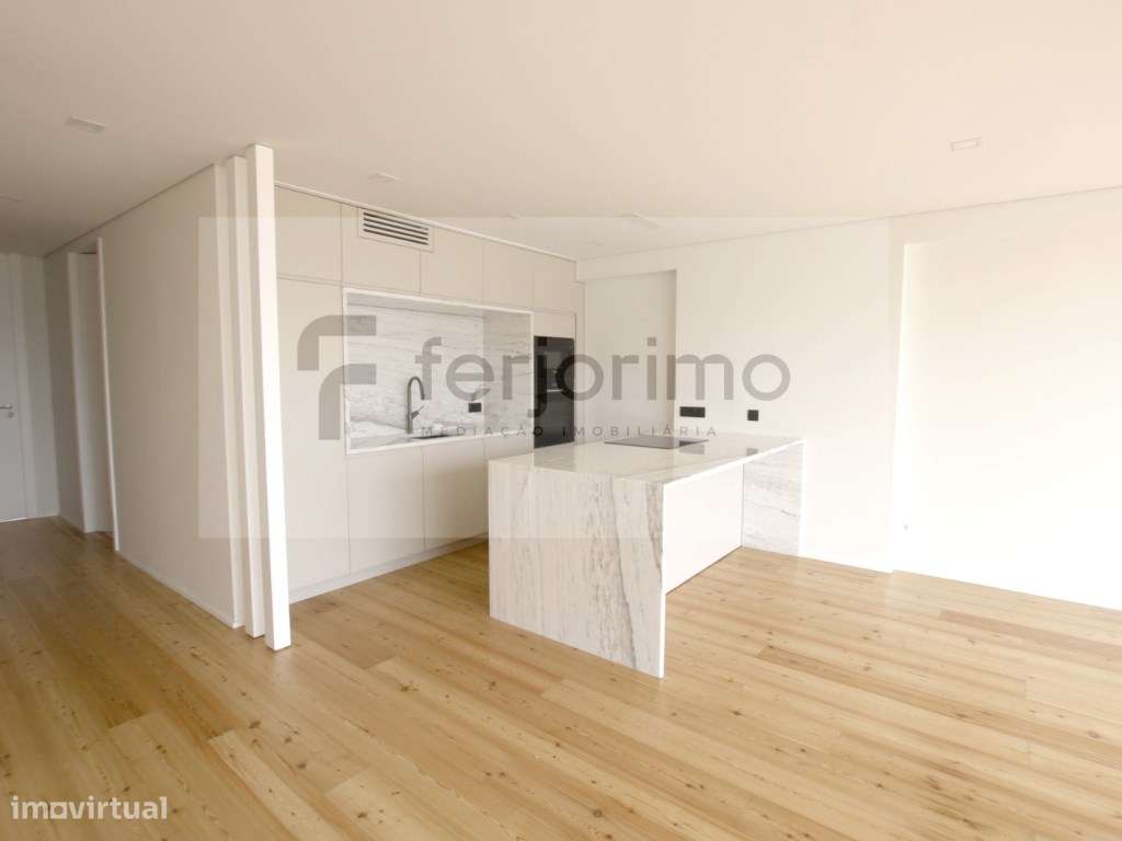 Fantástico apartamento T2 em Creixomil-9