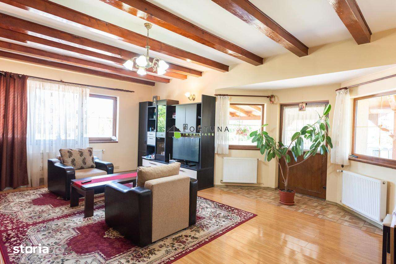 Vila P+E+M Sanpetru Teren 2400 Mp - Imagine principală: 4/10