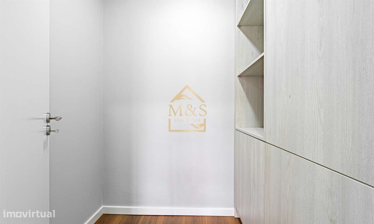 Apartamento T2 Remodelado, Jardim Privativo, Praça Velasquez- Porto-5