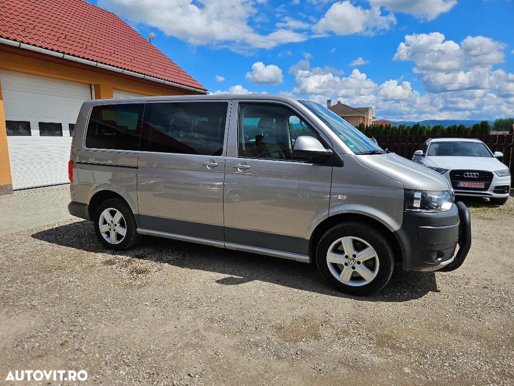 Volkswagen Multivan - 5