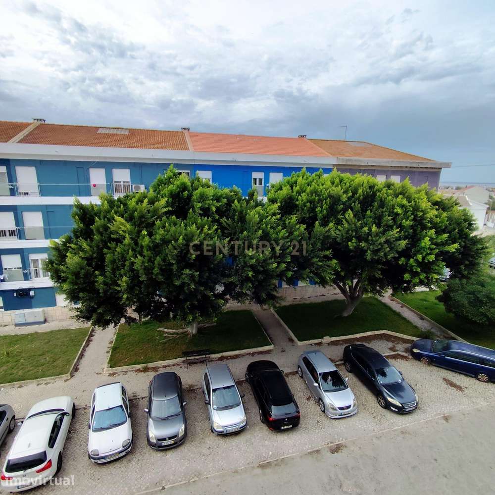 Apartamento T2 | Santo António da Charneca-13