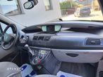 Peugeot 807 2.2 HDi ST - 15