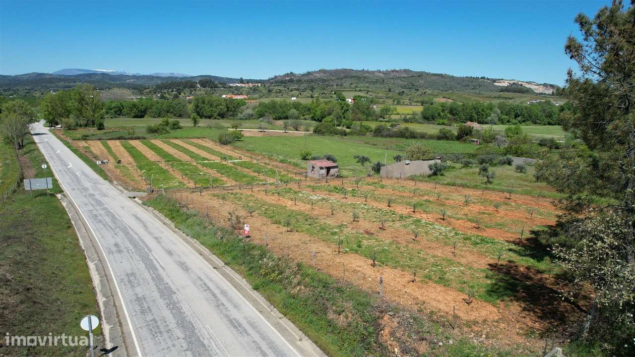 Terreno - Grande imagem: 2/5