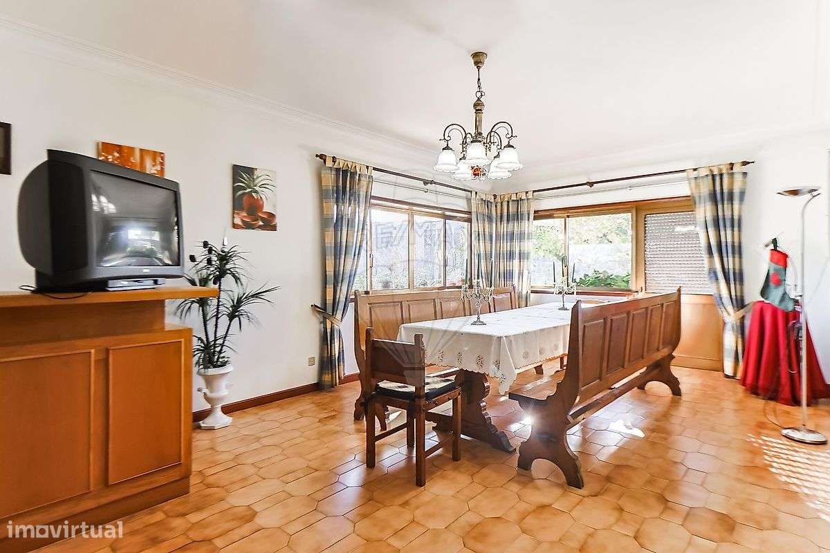 Moradia T5 para venda-11