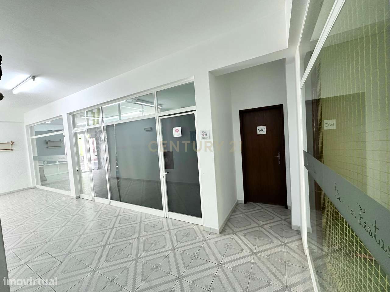 EXCELENTE OPORTUNIDADE DE INVESTIMENTO EM SÃO BARTOLOMEU DE MESSINES! - Grande imagem: 5/11