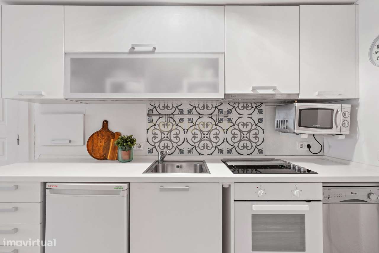 APARTAMENTO 1 QUARTO | 1 CASA DE BANHO | CLOSET | RENOVADO |-18