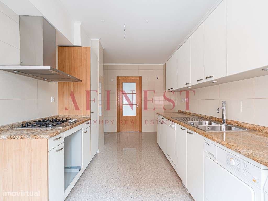 APARTAMENTO T3 NO ESTORIL - Grande imagem: 4/27