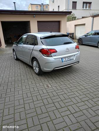 Citroën C4 BlueHDi 100 Selection - 4