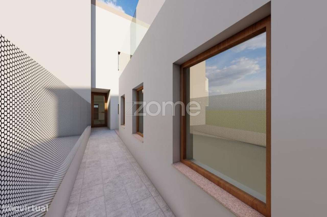 Prédio em Campanhã junto ao Rio Douro - Grande imagem: 5/22