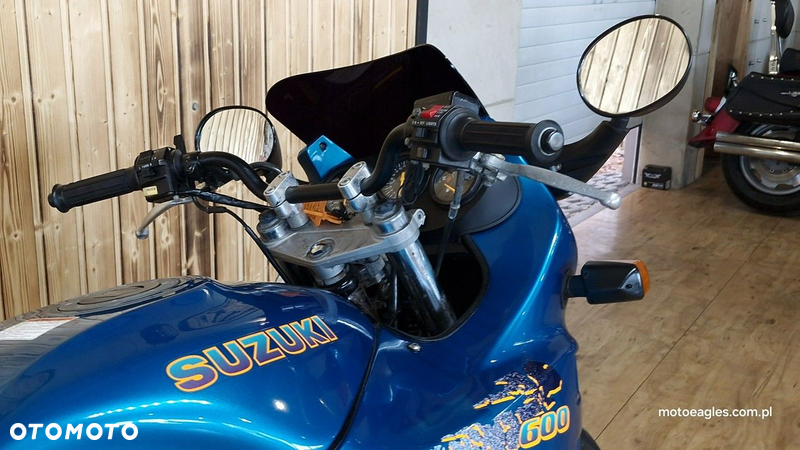 Suzuki GSX - 15