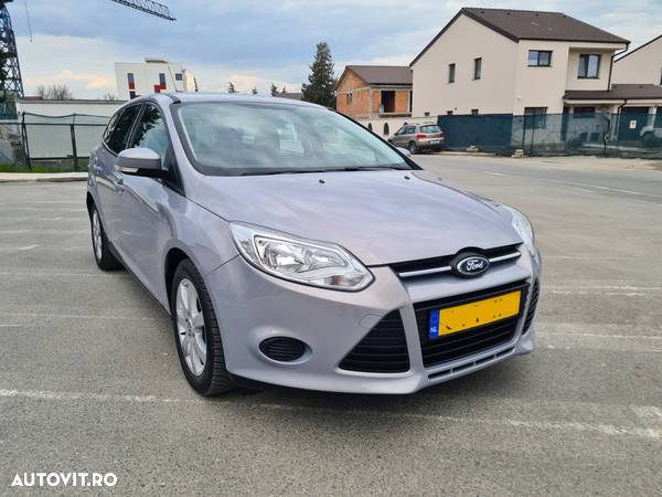 Ford Focus 1.6 TDCi DPF Start-Stopp-System Business - 2