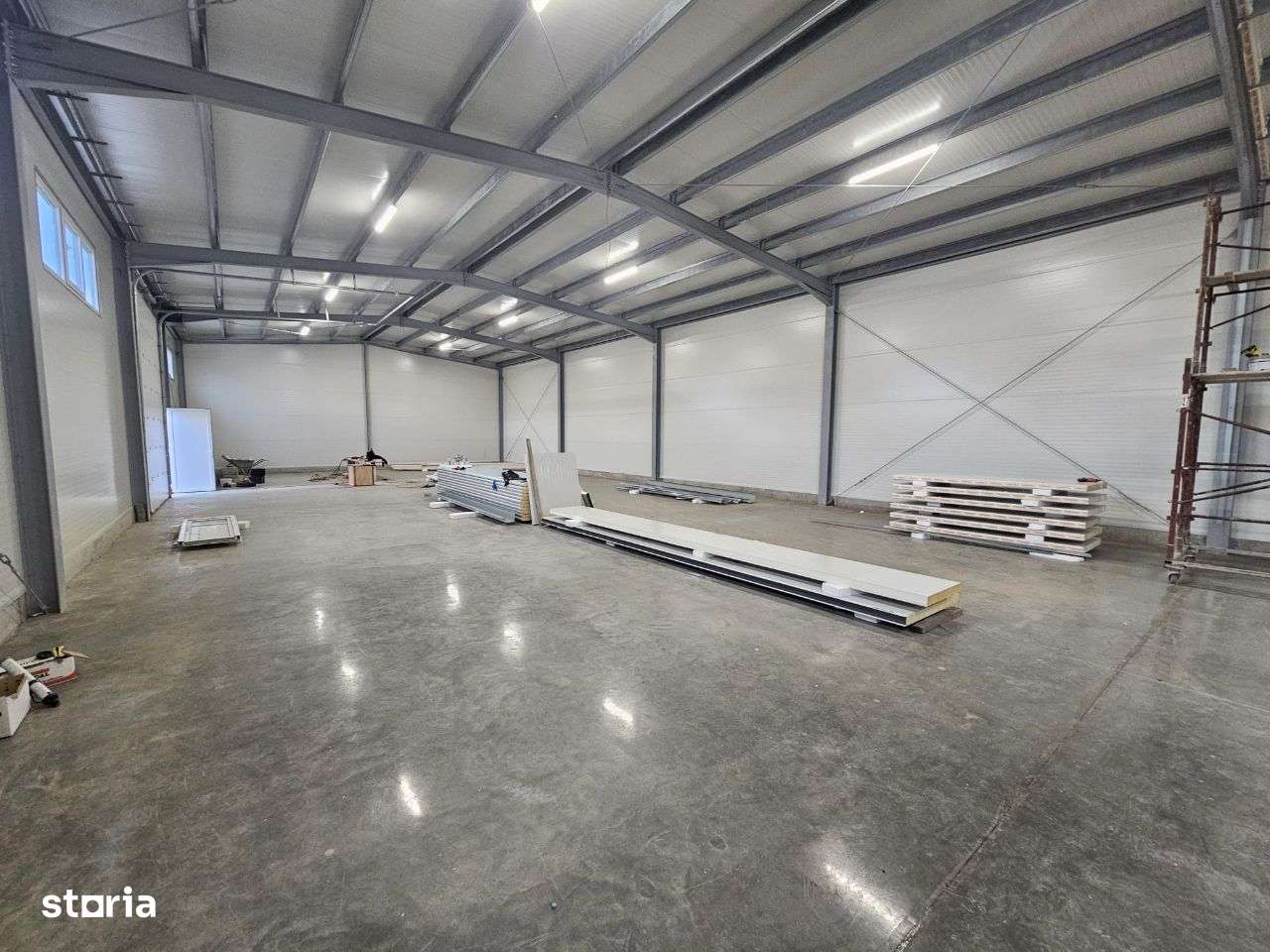 Hale noi depozitare Lugoj diferite dimensiuni 115 mp - 530 mp utili!! - Imagine principală: 4/8