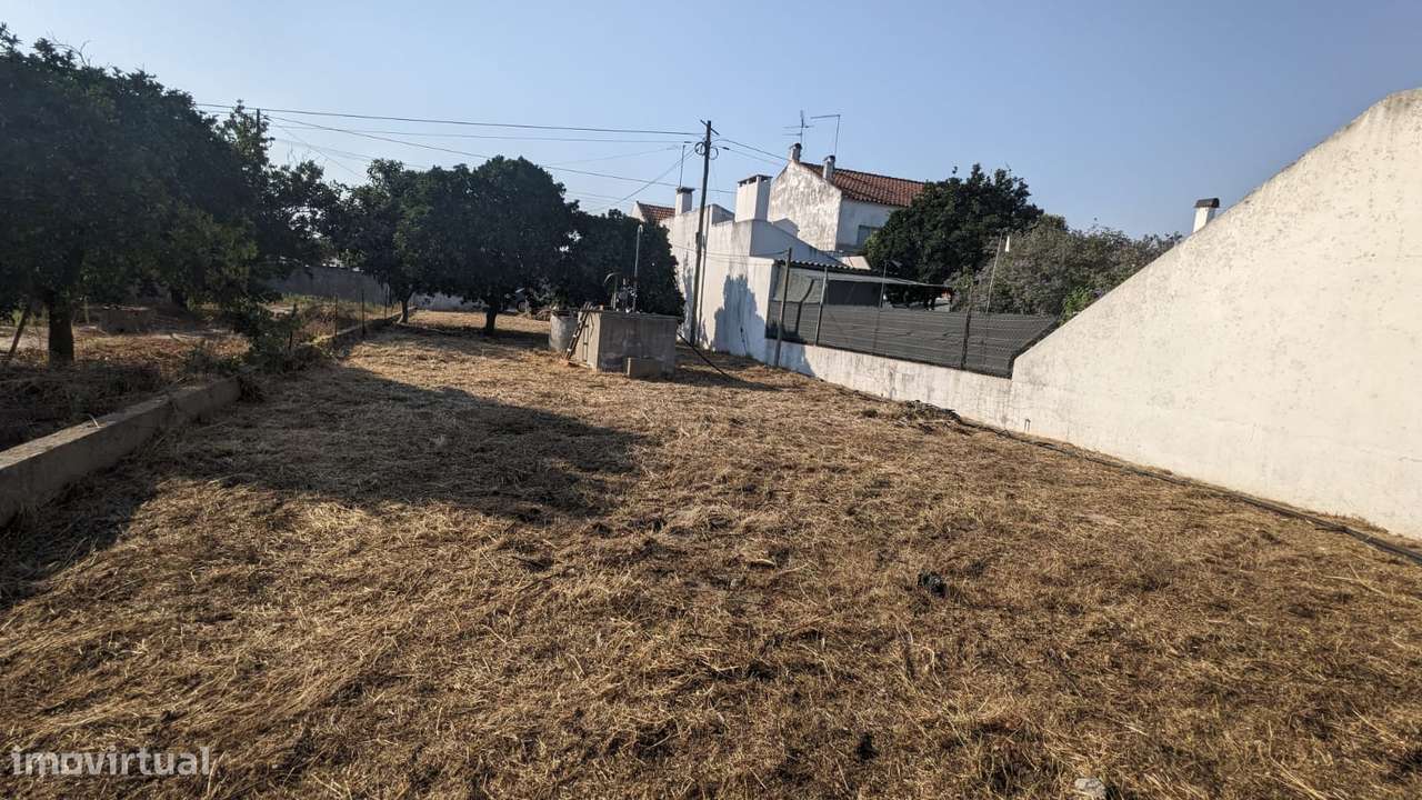 Terreno urbano de 380m² em Fazendas de Almeirim - Grande imagem: 2/13