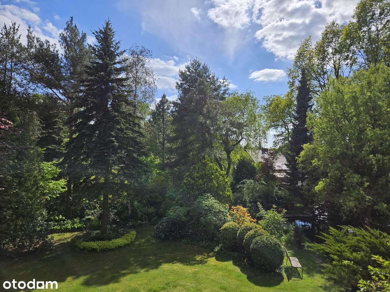 Działka budowlana 700 m² w Otrębusach