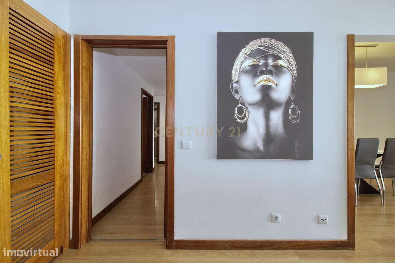 Magnífico Apartamento T3 com vista direta de mar!-24