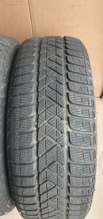 2X Opona Pirelli Sottozero 3 215/60 R16 7mm 4520 - 5