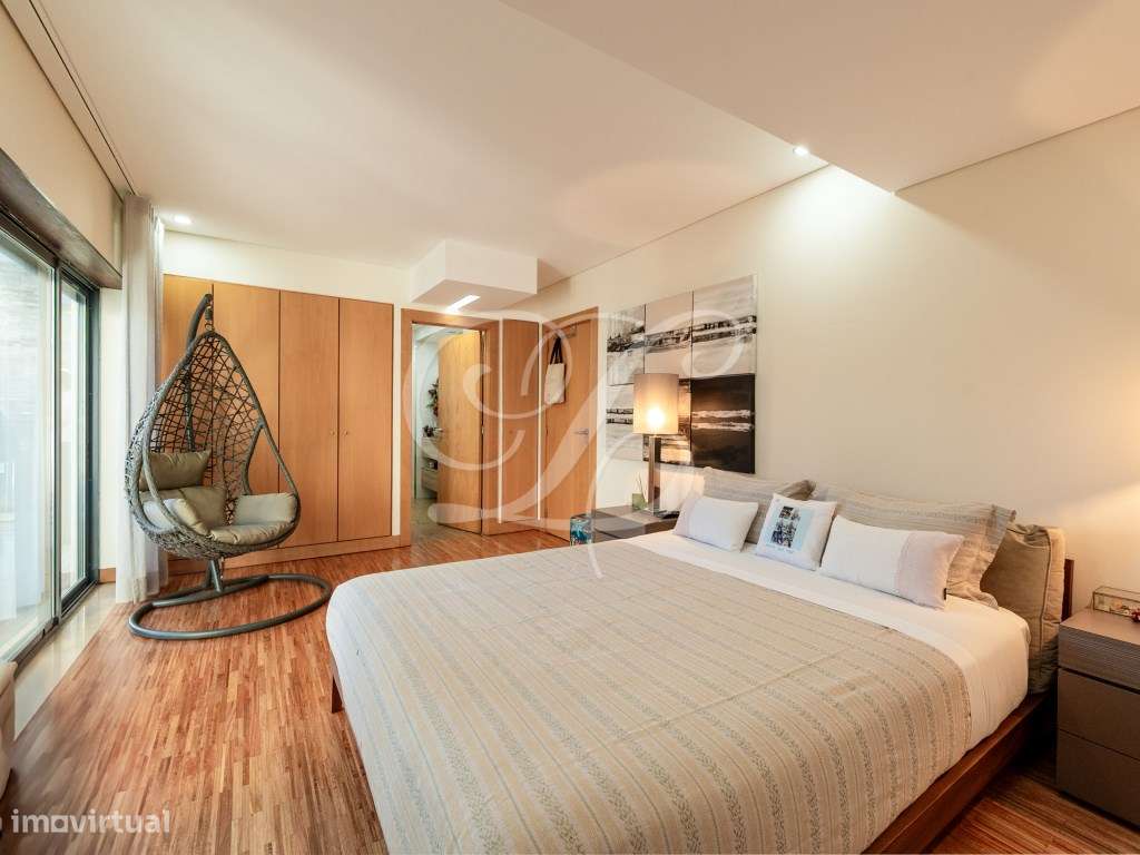 Moradia T4+1 com piscina, jardim relvado e área de barbecue | Cascais-50