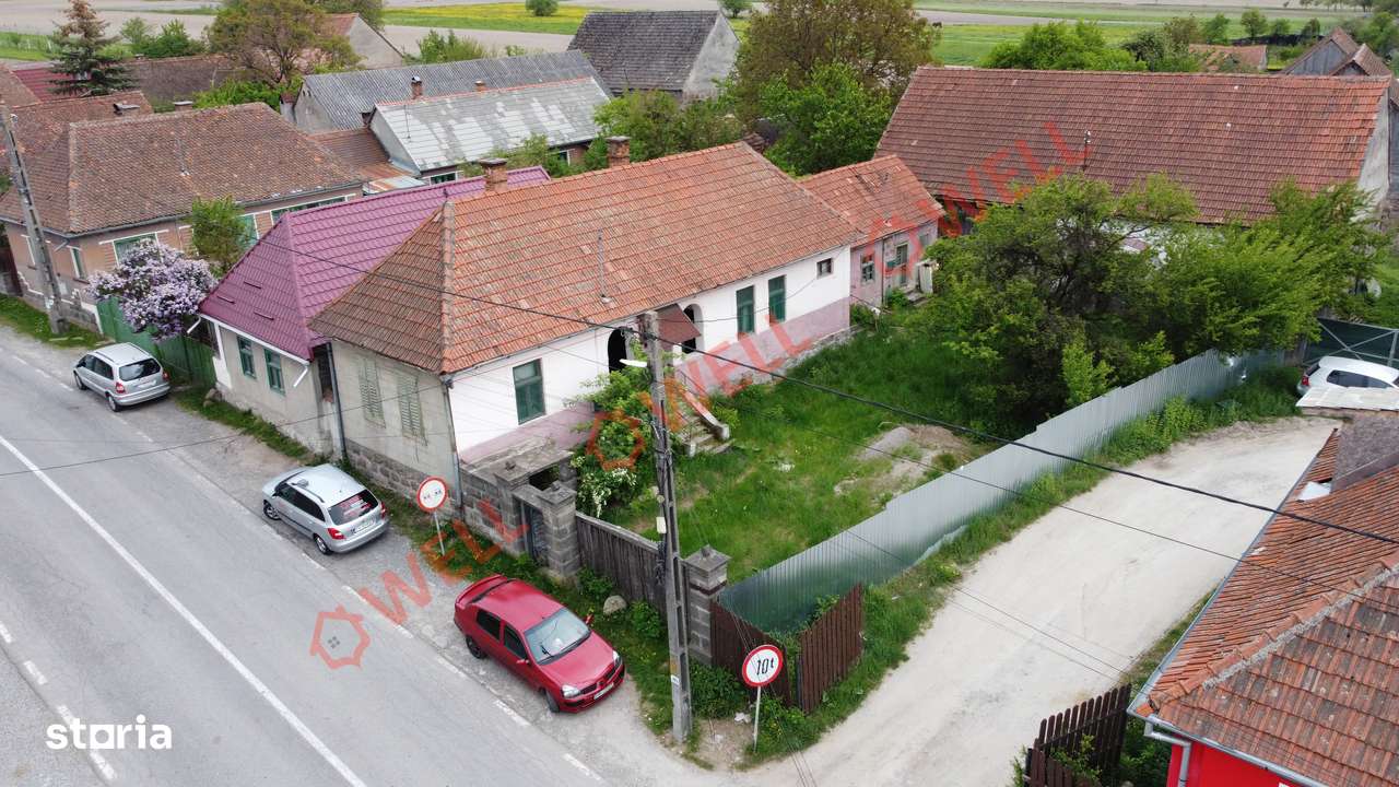 De vânzare casă de locuit în centrul satului Bixad! - Imagine principală: 4/19