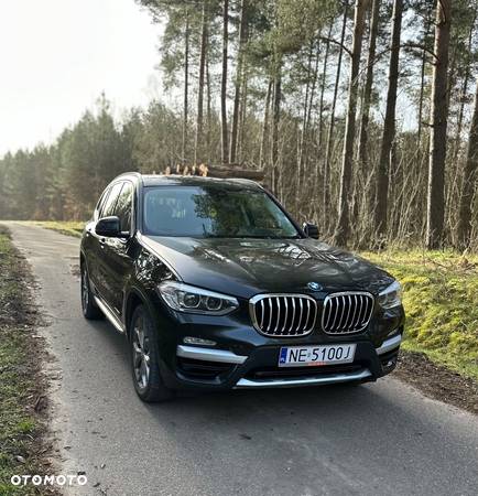 BMW X3 xDrive20d Luxury Line - 8