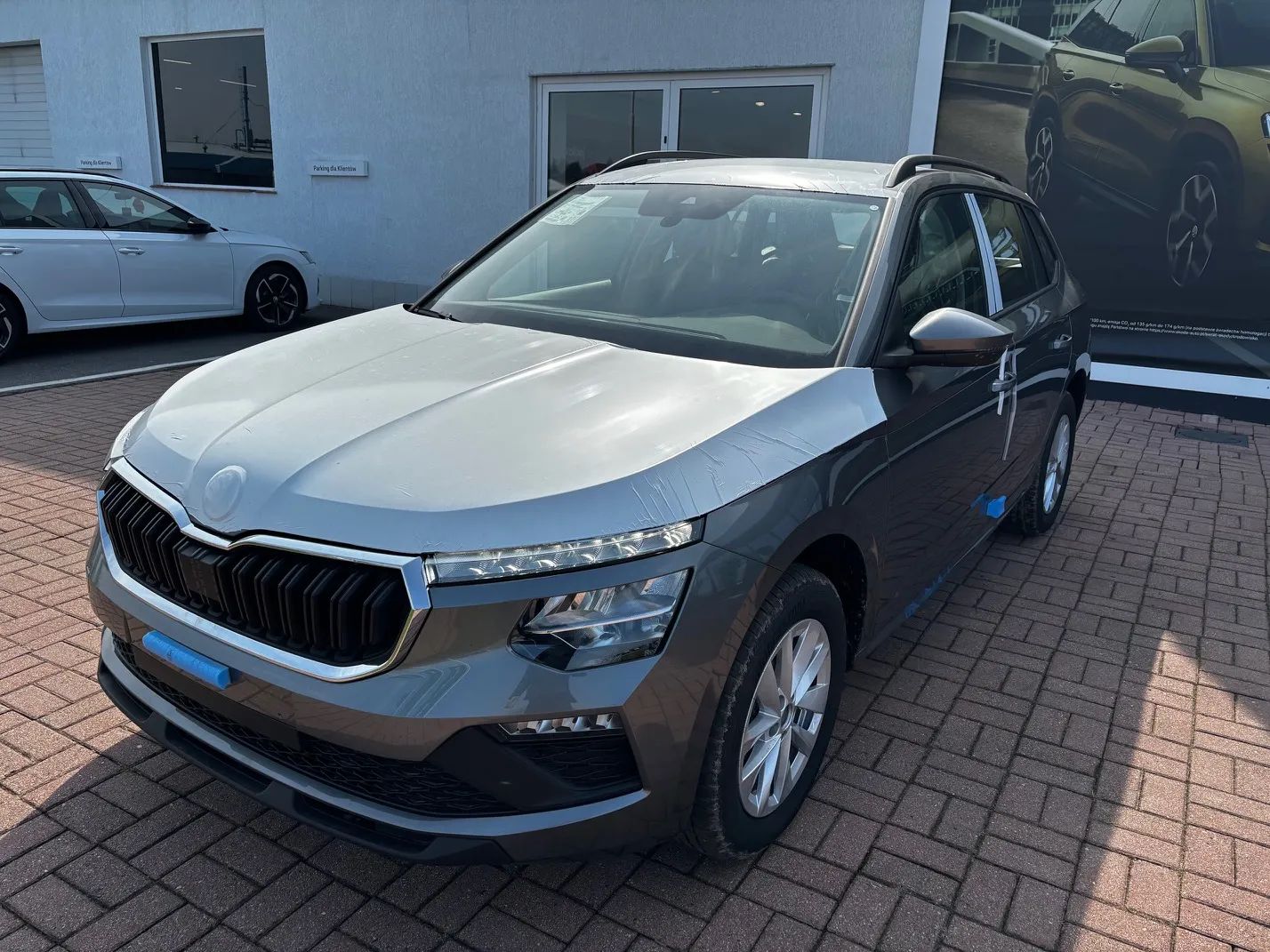 SKODA KAMIQ Kamiq Essence 1,0 TSI 70 kW 5-biegowa manualna