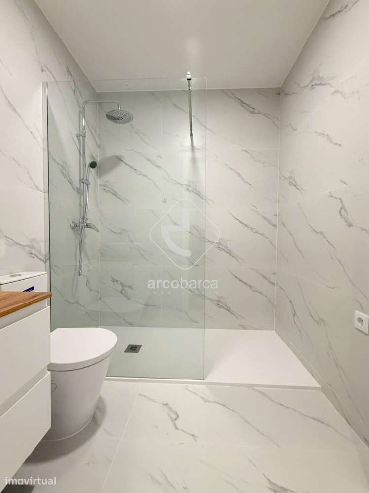 Apartamento T2 renovado, a 2 minutos do centro de Ponte de Lima-11