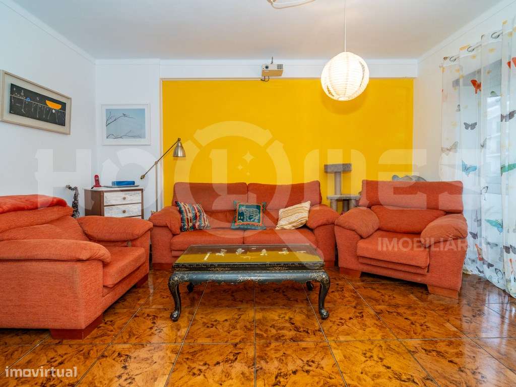 Apartamento T3 | Garagem | Arrumos | Centro Histórico-10