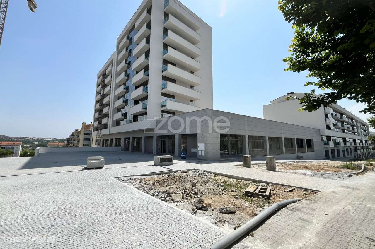 Apartamento Cobertura Duplex T2+1 Com Terraço - Junto Palácio do Ge... - Grande imagem: 5/56