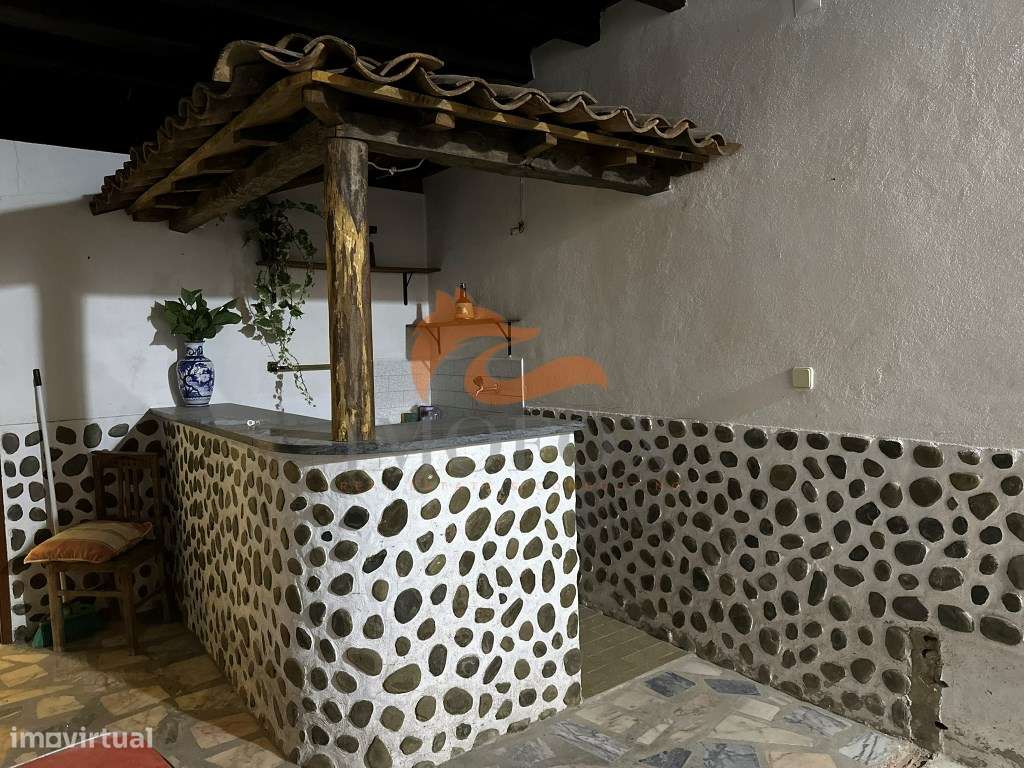 Moradia com 4 quartos e garagem em Avô, Oliveira do Hospital-7