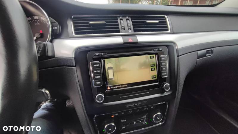 Skoda Superb 1.6 TDI GreenLine - 4