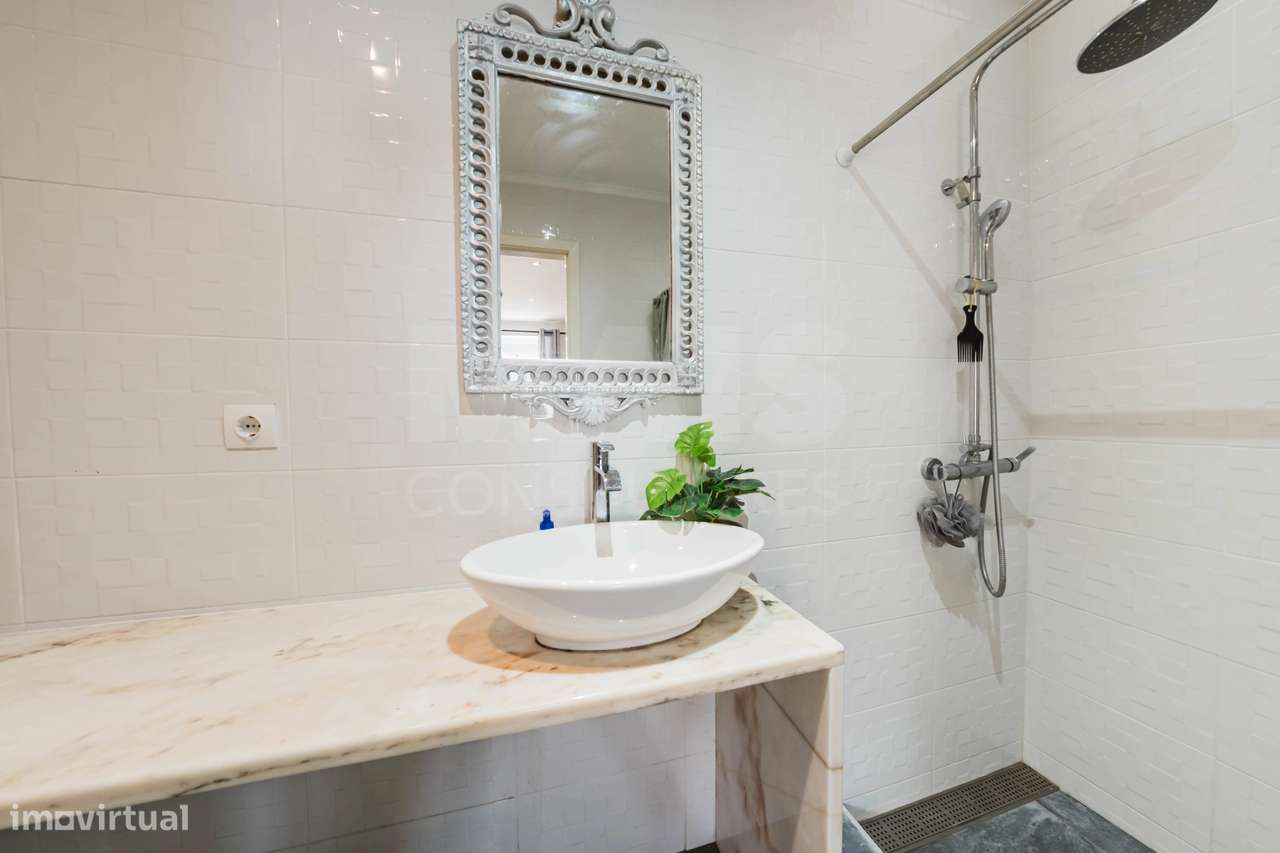 Moradia Térrea Renovada C/ Logradouro e Terreno, Vimeiro - Lourinhã-18