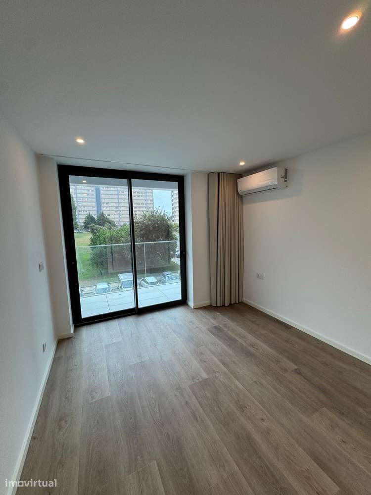 Apartamento T2 Astro Emanuelle Sul, Leça Palmeira-10