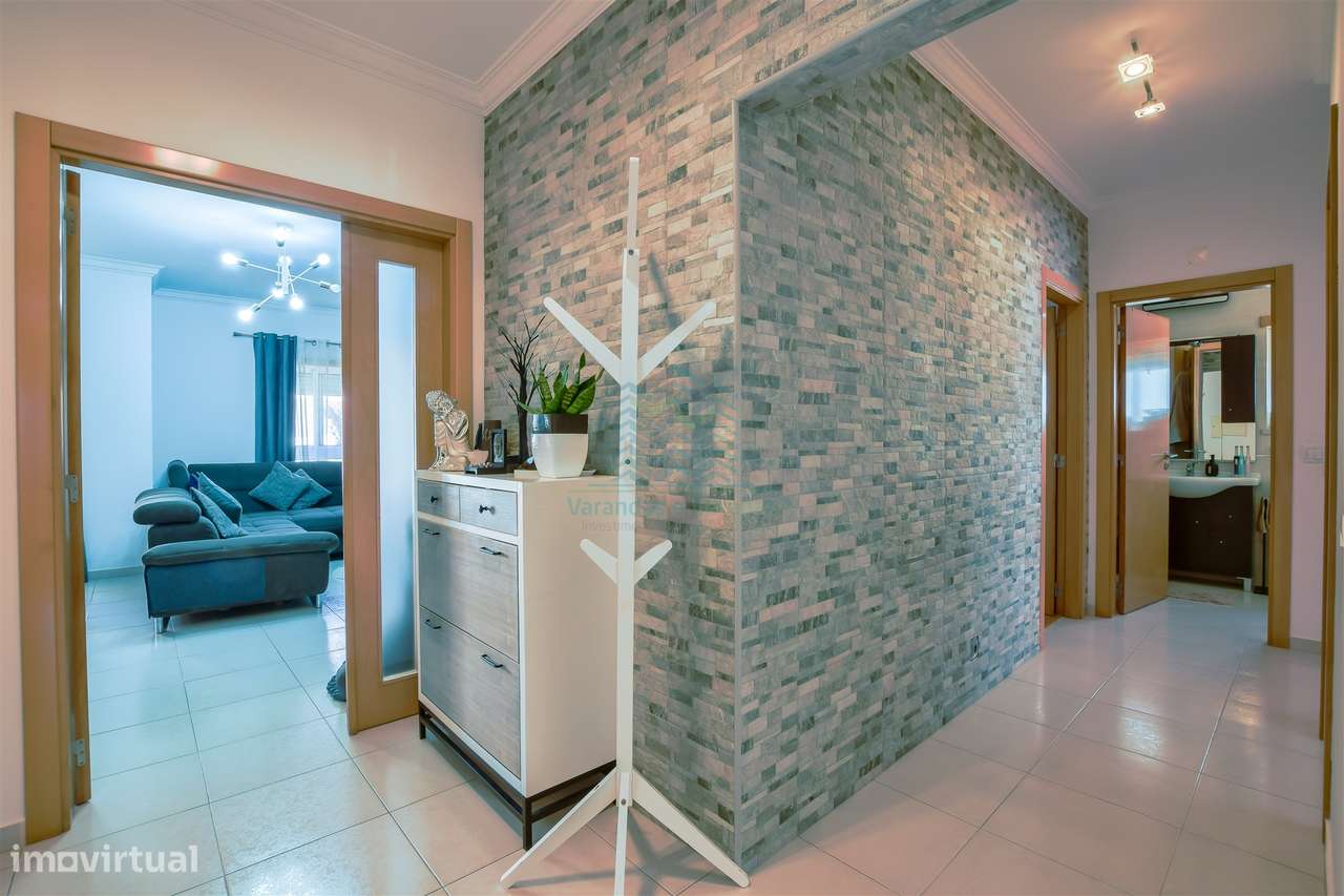 Apartamento T3 com Garagem e Arrecadação em Torres Novas-5
