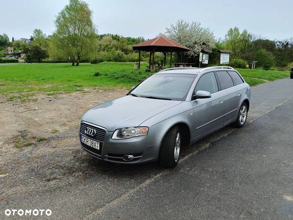 Audi A4 Avant 2.0 TDI - 1