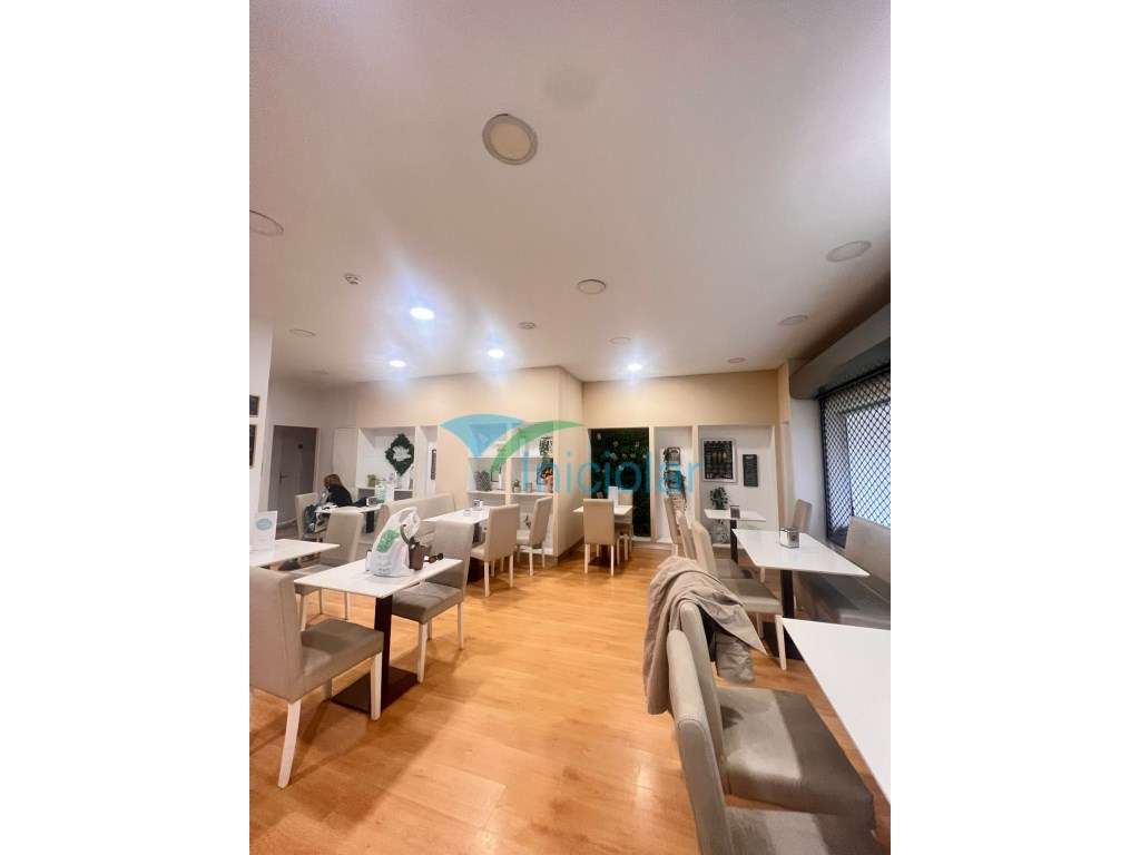 Geladaria e Creparia para Passagem em Ermesinde - Grande imagem: 3/8