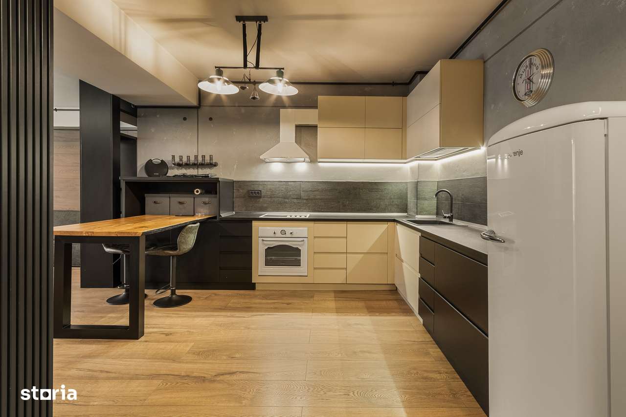 Mamaia Central 2 camere lux 94 mp parcare inclusă vedere superbă-5