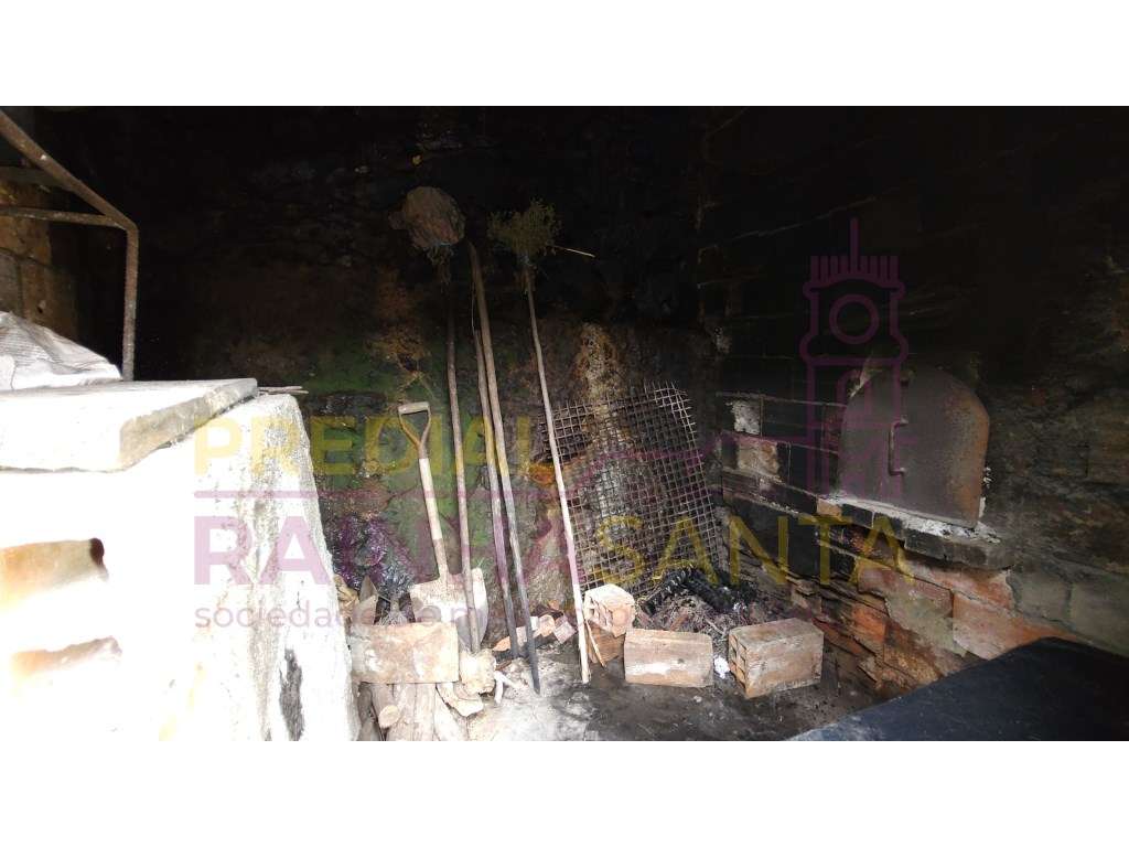 Moradia M2. Anexos-Pátio-Terreno-15 Km Coimbra-20