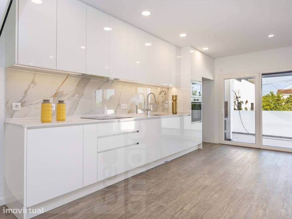 Moradias T3 Novas | áreas generosas | Fernão Ferro. - Grande imagem: 1/14