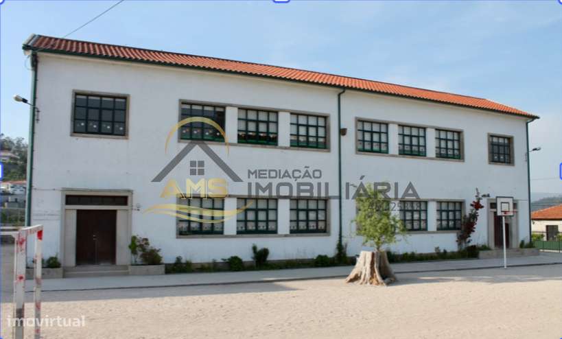 MORADIAS GEMINADAS EM CONDOMÍNIO FECHADO-21