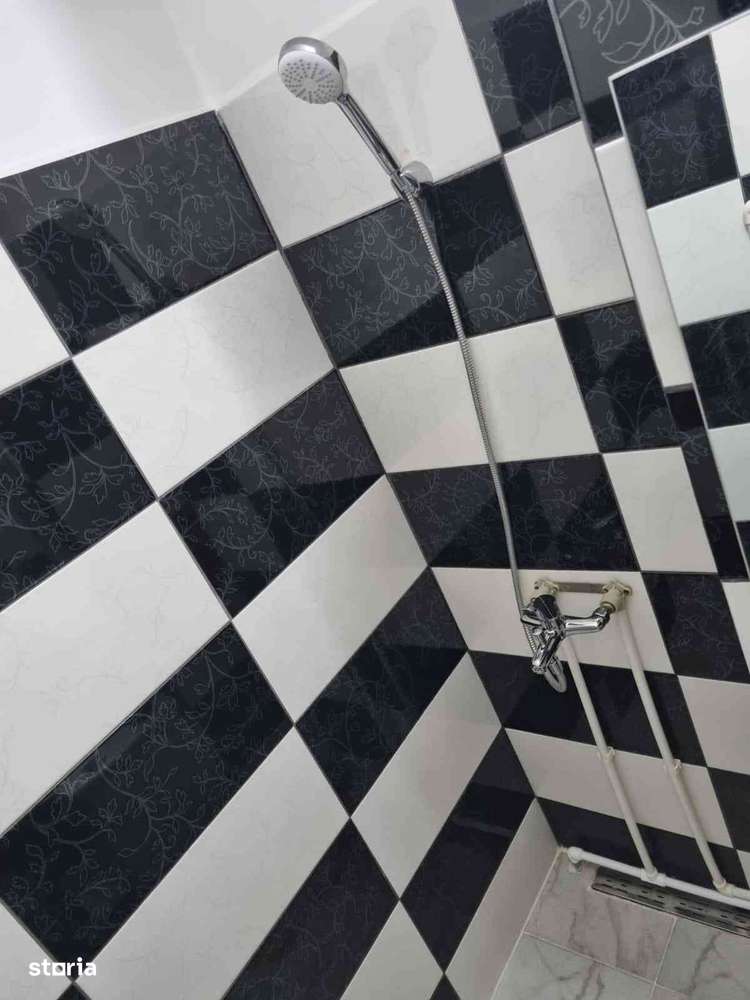 Vând apartament în Hunedoara. - Imagine principală: 5/11