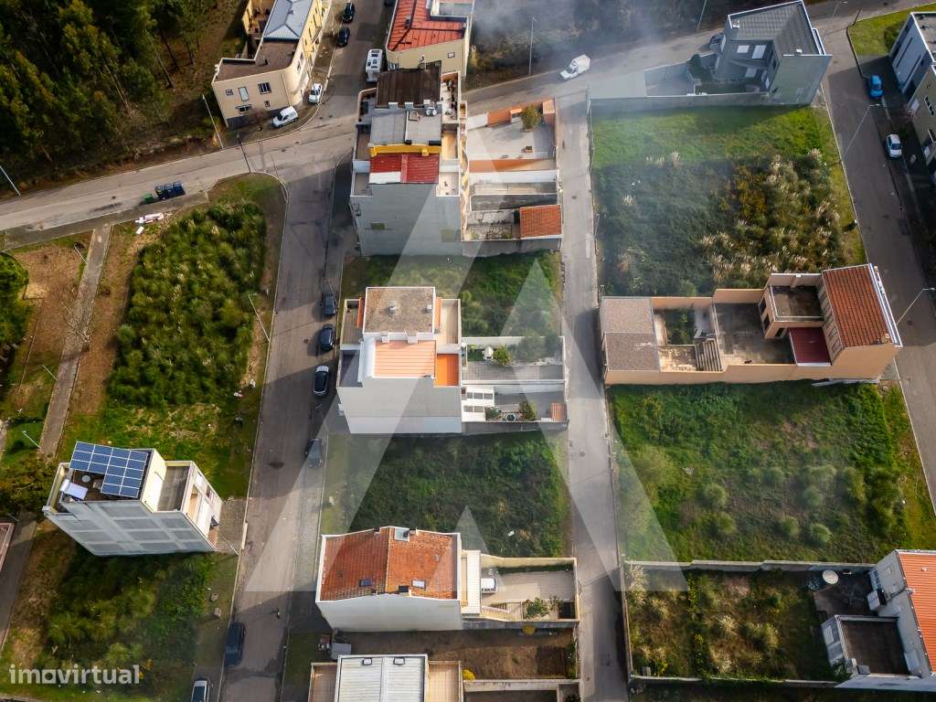 Lote para Construção de Moradia em Banda - Pedroso-9