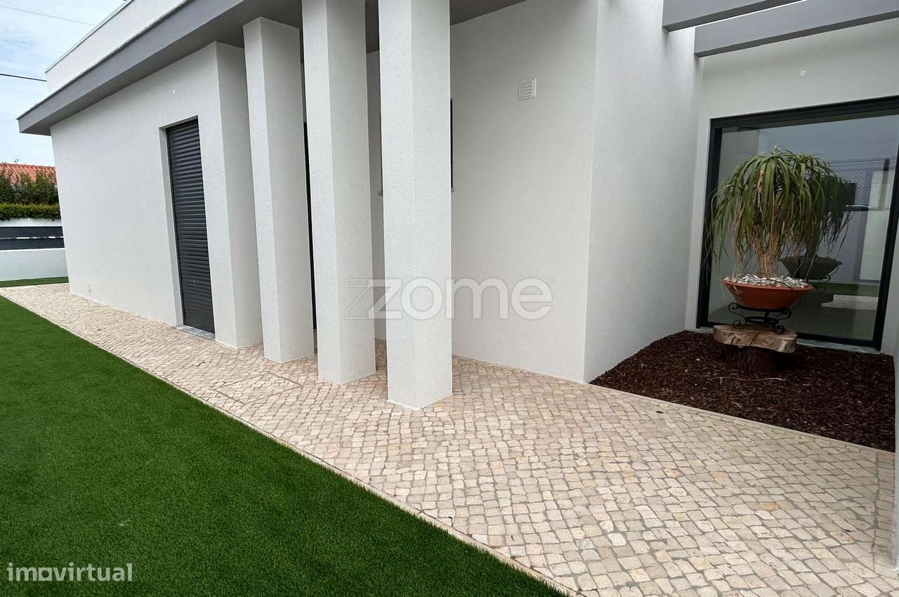 Moradia T4 Térrea em lote de 527m2 - Azeitão-32