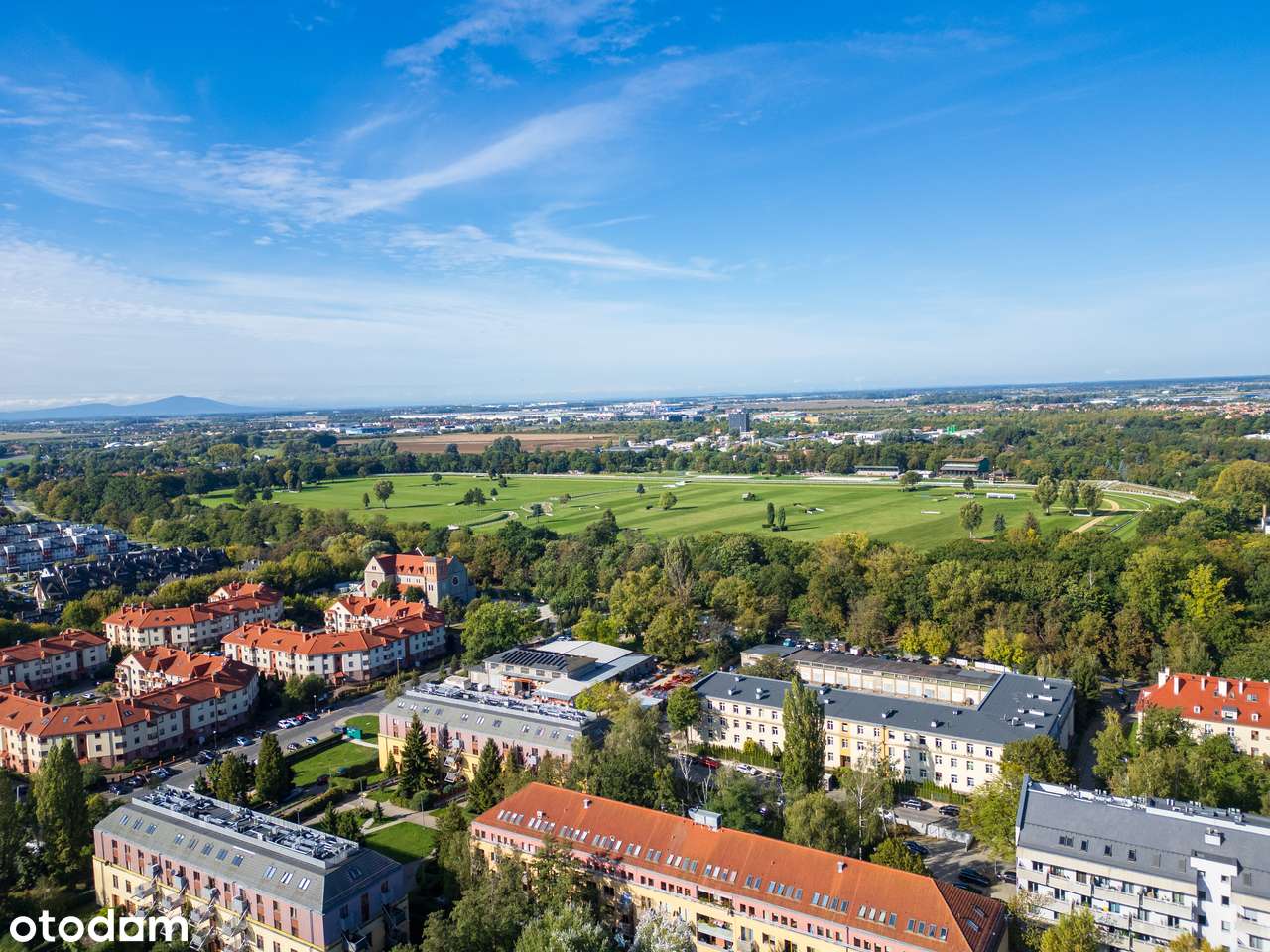 OŁTASZYN- Przestronne 2 pok. z balkonem, wśród zieleni - Pełny obrazek: 2/17