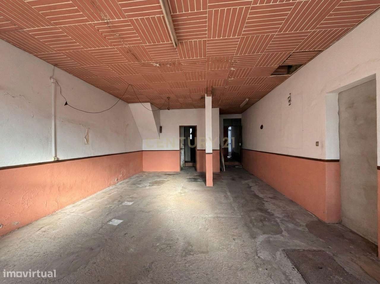 Oportunidade de investimento: Duas moradias para venda em Fânzeres, Go - Grande imagem: 5/17